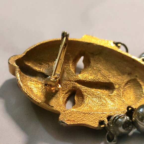 Large Tribal Mask Brooch Pin Mayan Aztec African Vintage Dangling Silver Balls - Picture 5 of 13